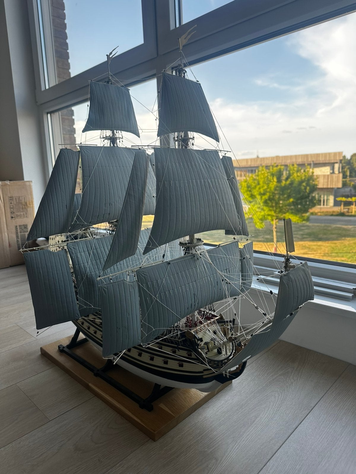 Le Soleil Royal schaal 1:77 – handgebouwd scheepsmodel, Ophalen, Zo goed als nieuw