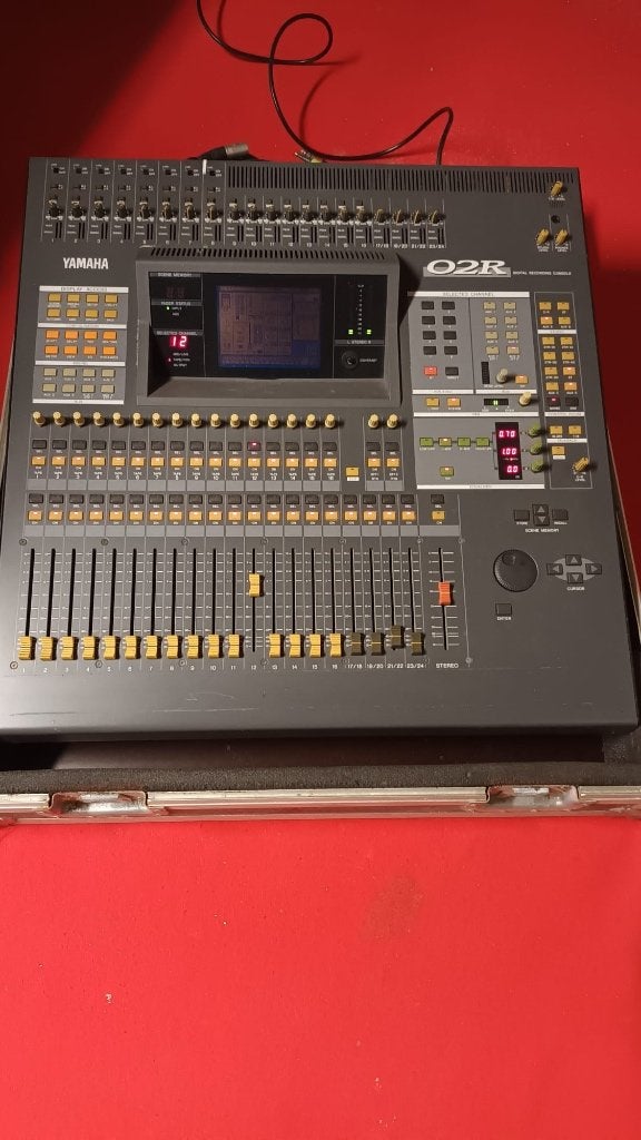 Yamaha O2R digitaal mengpaneel, Muziek en Instrumenten, Ophalen, Gebruikt, 10 tot 20 kanalen