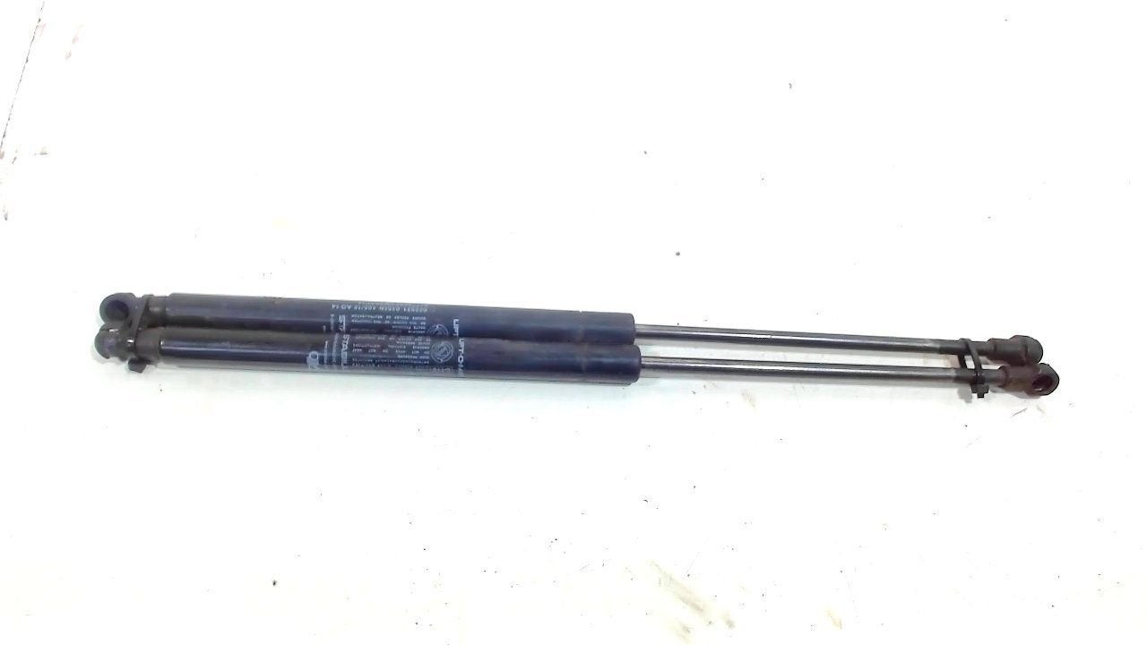Gasdrukveerset achter Fiat Punto, Auto-onderdelen, Onderdelen@venauto.nl, Van der Ven Autorecycling B.V., Gebruikt, Ettenseweg 76, 4706 PB Roosendaal, The Netherlands