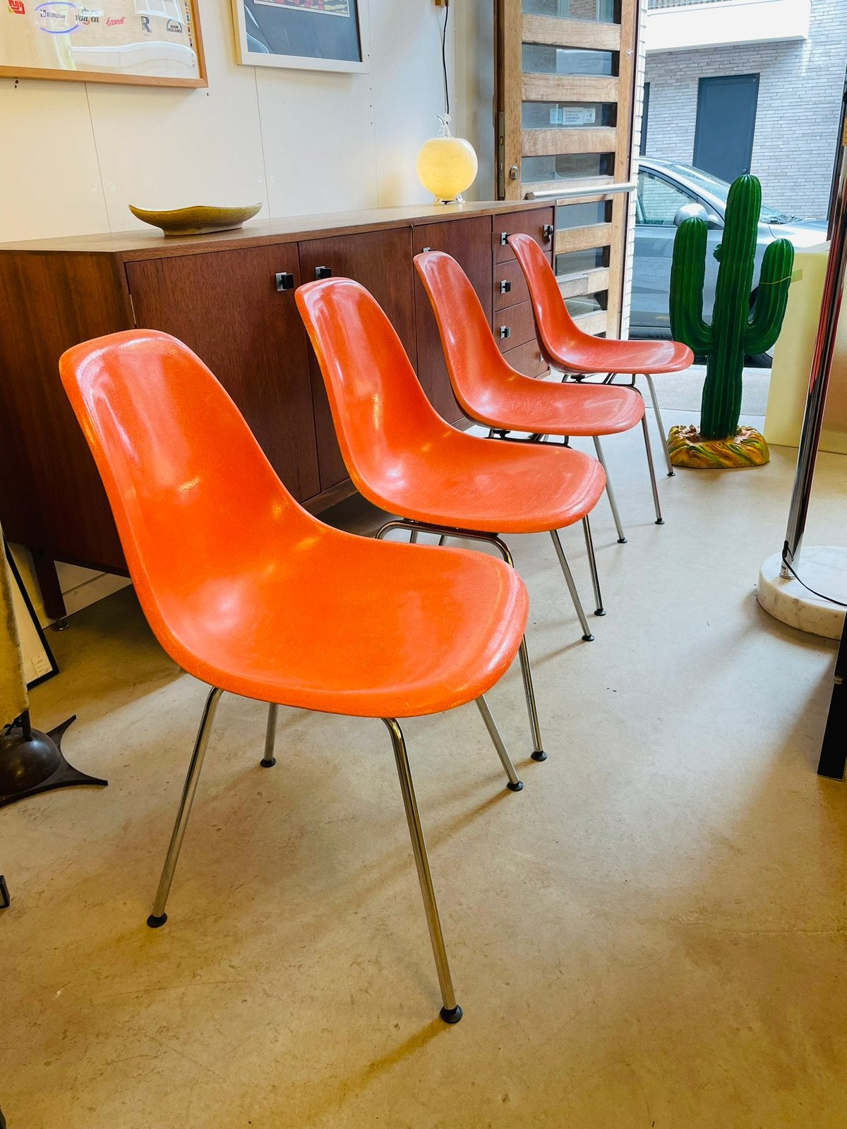 Eames, Huis en Inrichting, Stoelen, Ophalen, Zo goed als nieuw