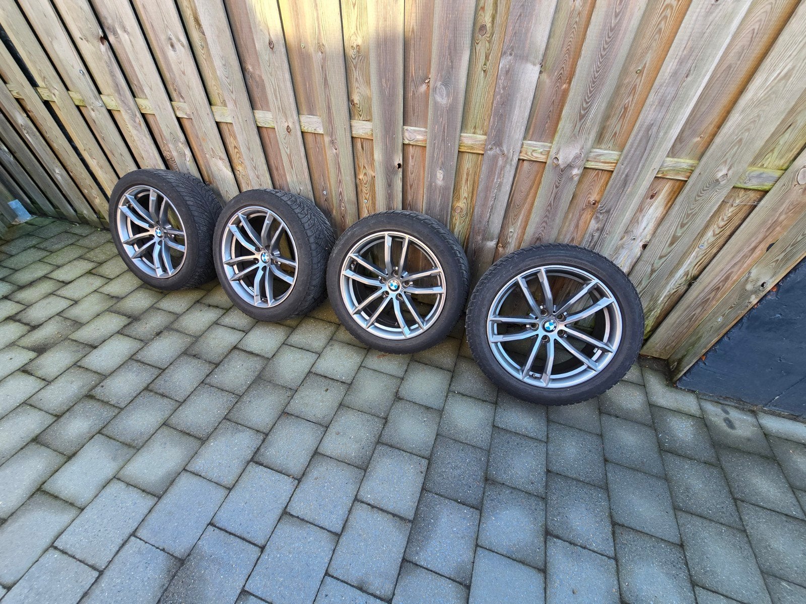 Jantes Bmw G30 avec pneus d'hiver, Autos : Pièces & Accessoires, Enlèvement, Pneus hiver, Jante(s)