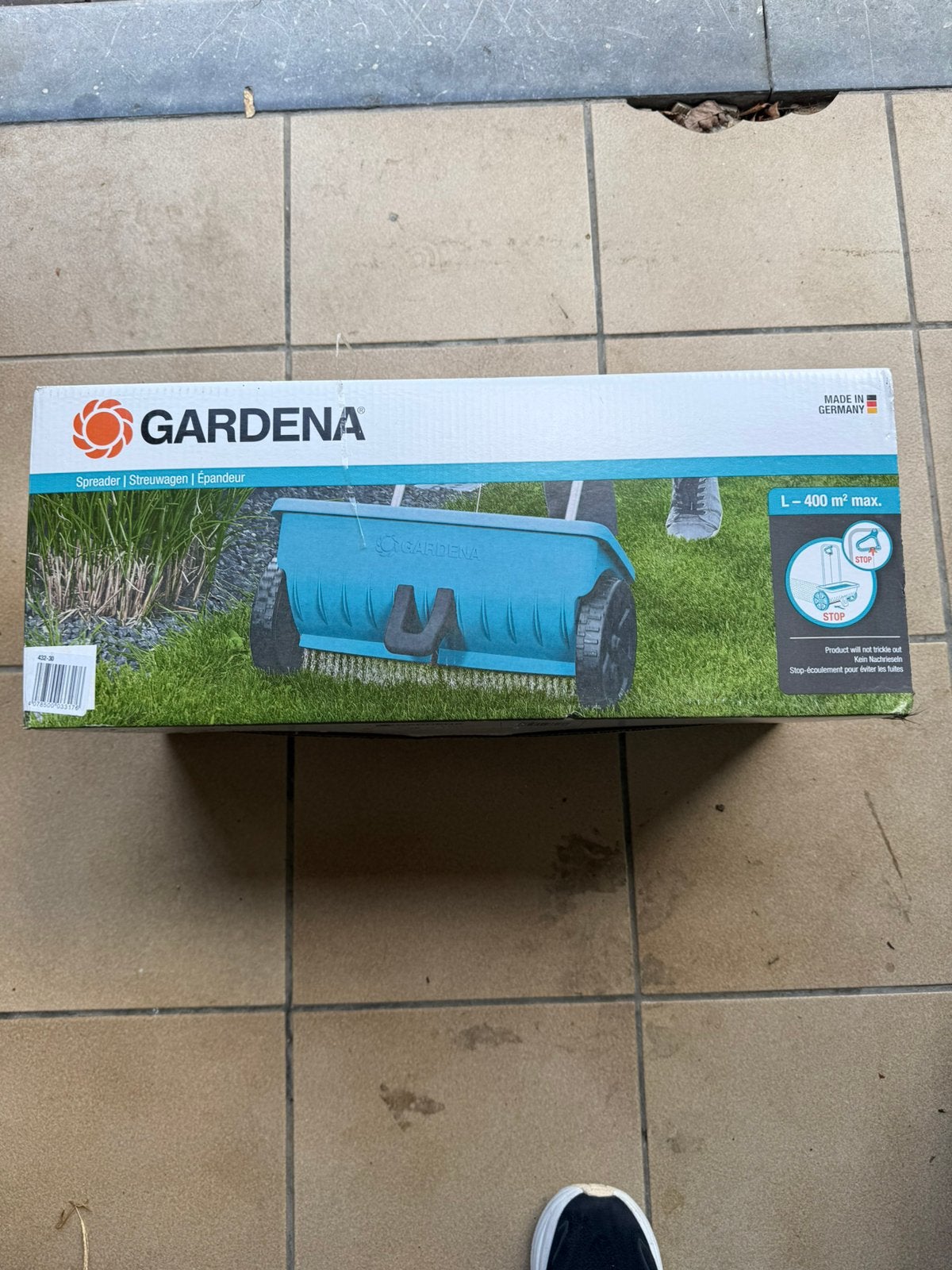 Gardena strooiwagen. New, Enlèvement