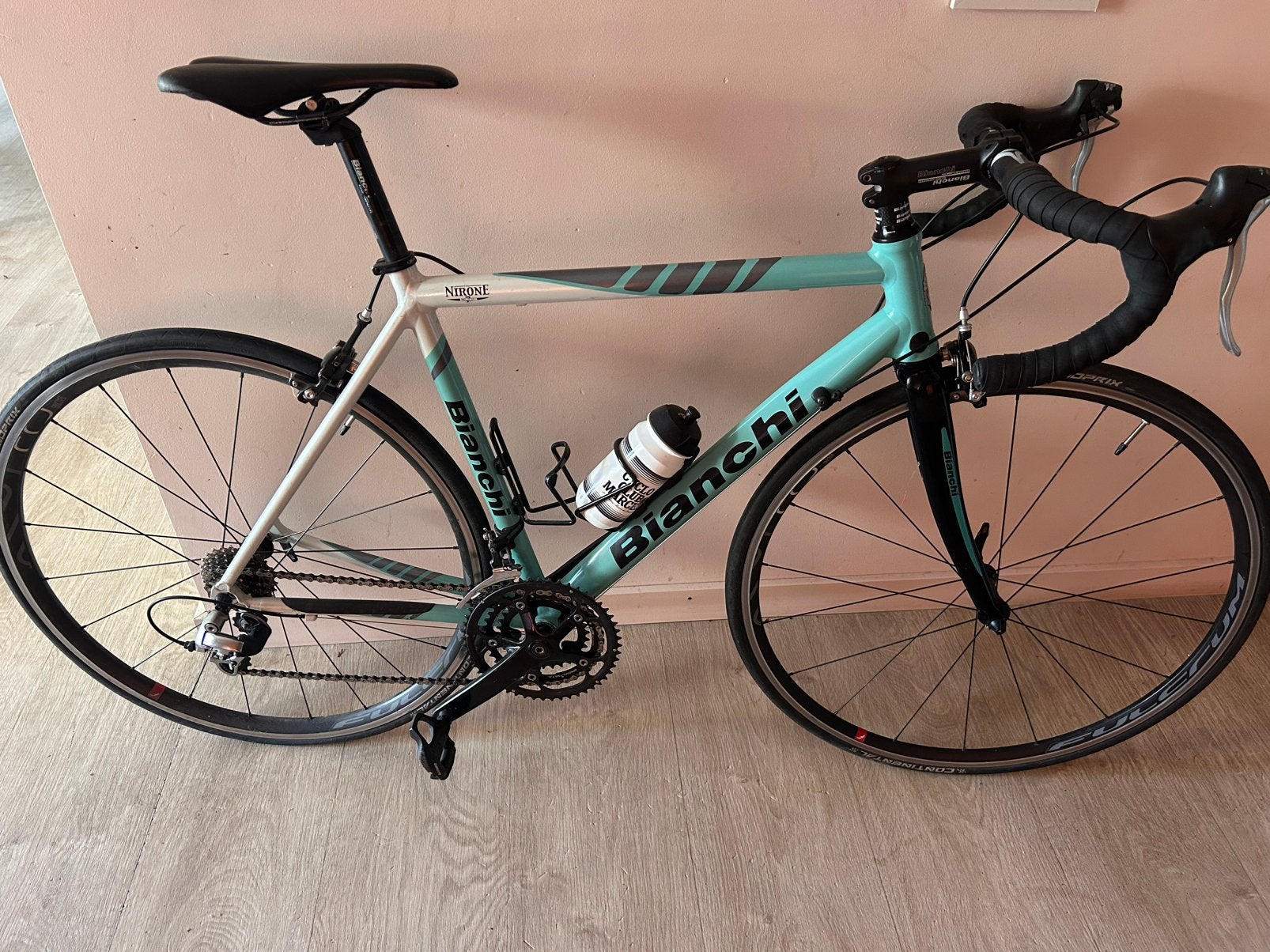 Bianchi Nirone (Aluminium kader), 28 inch, Velgrem, Aluminium, Zo goed als nieuw