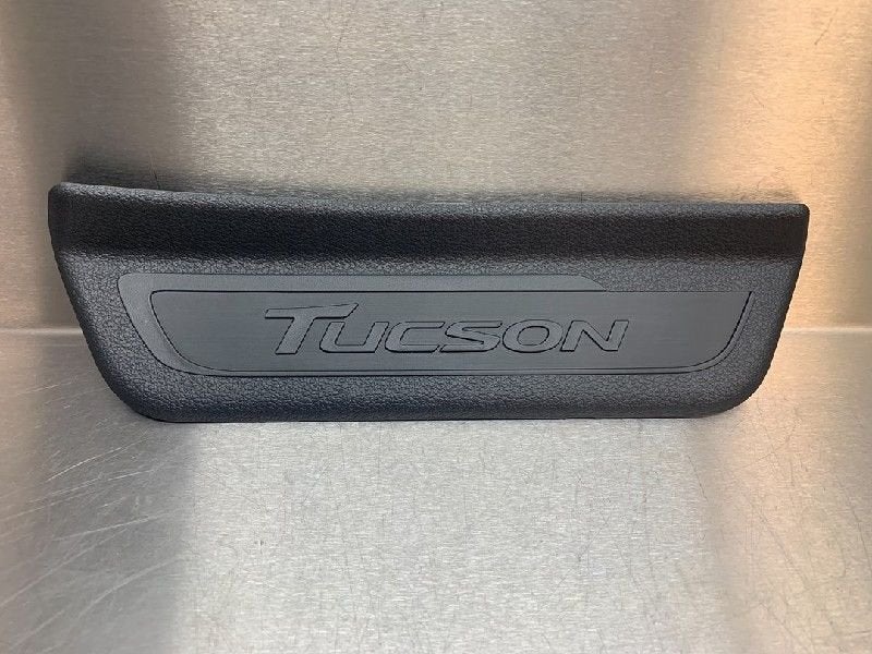 DIVERSEN Bekleding achterinstap Tucson (TL) (|85888D7000|), Nieuw, Hyundai