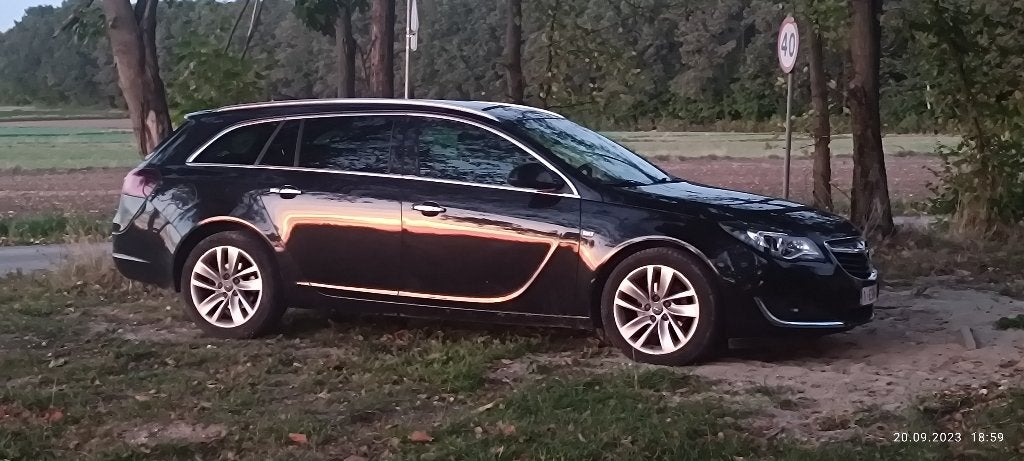 OPEL INSIGNIA 1,6 2017, Auto's, Voorwielaandrijving, 4 cilinders, 1600 cc, Zwart