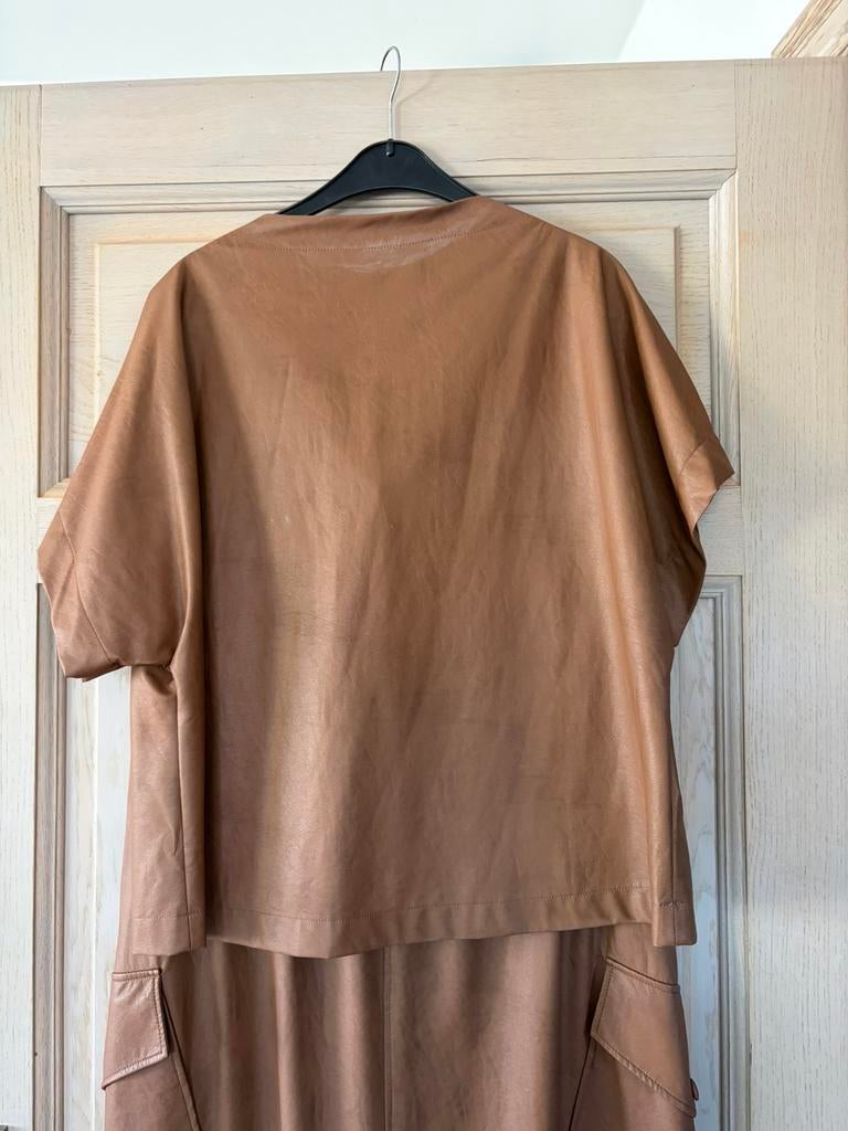 Zeer mooi ensemble caroline biss mt 44, Ophalen, Zo goed als nieuw
