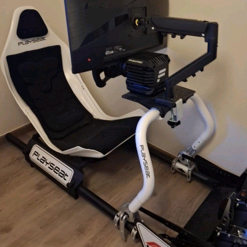 Fanatec csl dd (5nm)+Playseat f1, Games en Spelcomputers, Ophalen of Verzenden, Zo goed als nieuw, Overige typen, Sony PlayStation