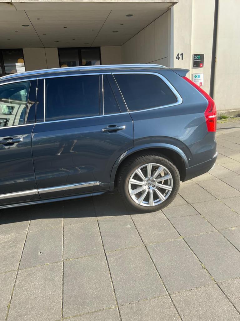 Verkopen om een kleine te kopen, Auto's, Volvo, Euro 6, 7 zetels, Leder, Bruin