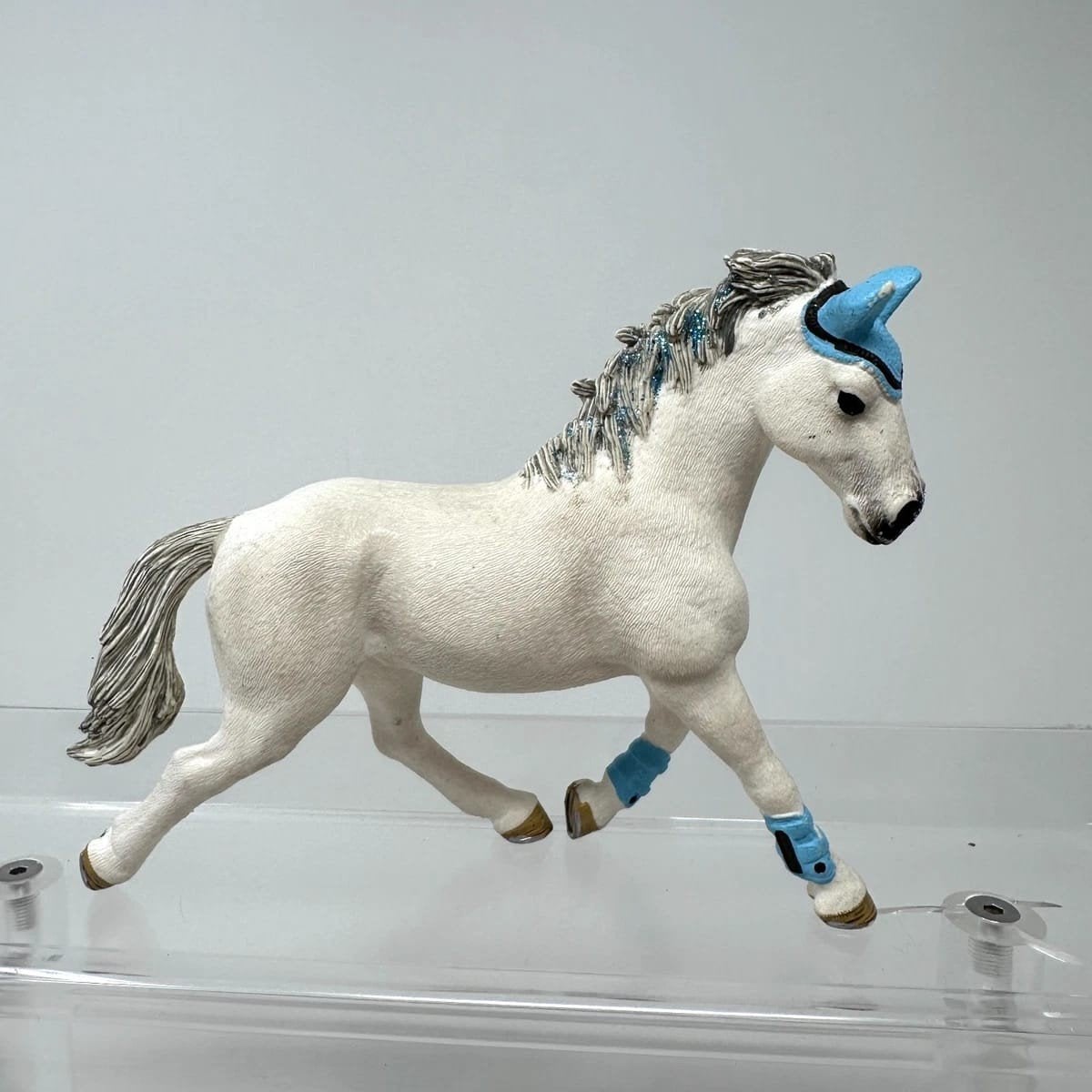 Figurine Schleich Jument Hanovrienne, Verzamelen, Dierenverzamelingen, Ophalen, Gebruikt, Paard, Beeldje of Figuurtje