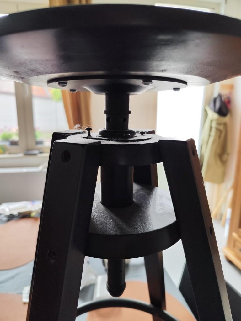 Ikea Kruk - verstelbaar - zwart, Huis en Inrichting, Ophalen, 60 tot 90 cm, Zo goed als nieuw, 1 kruk