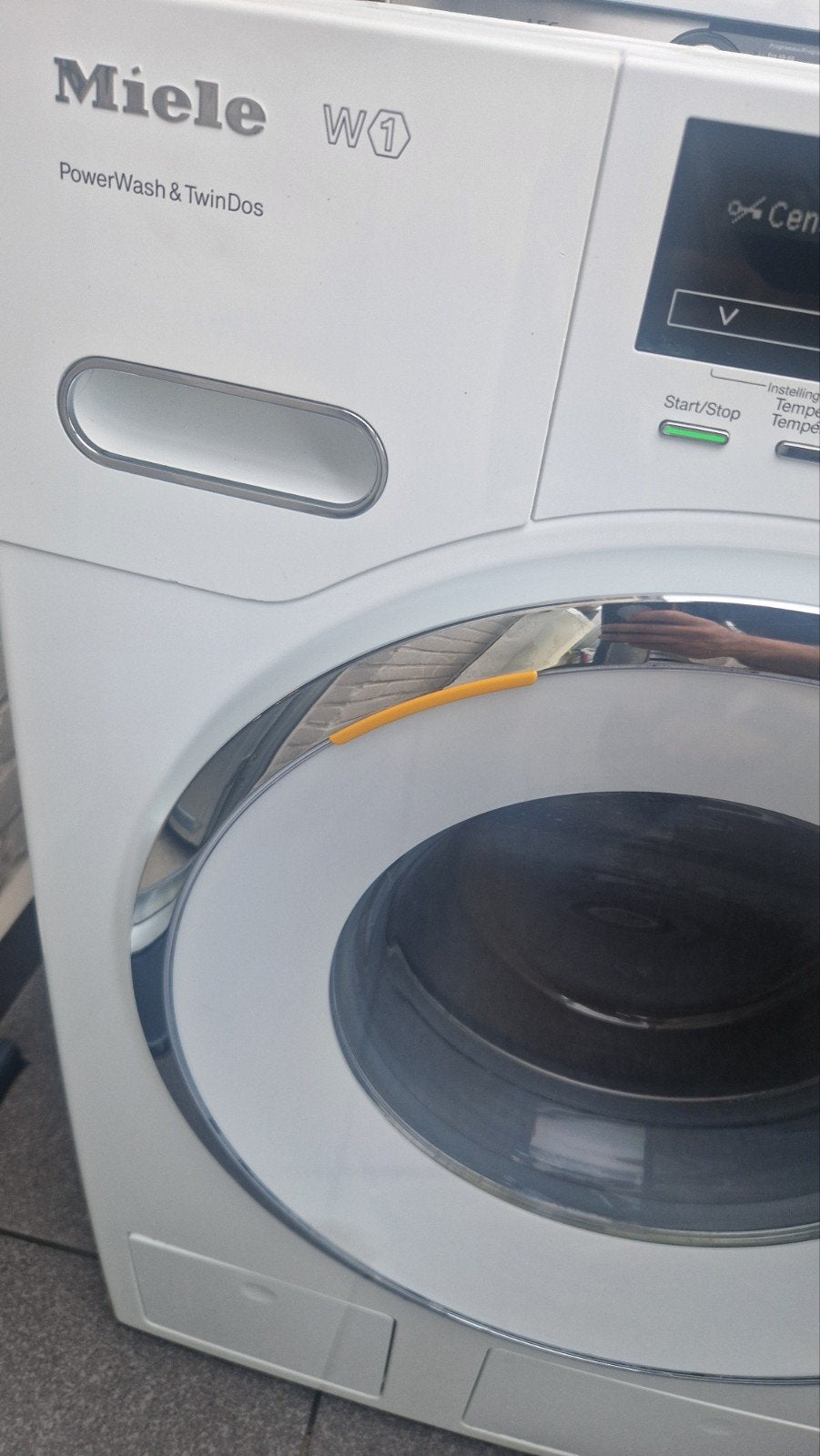 Miele  wasmachine, Ophalen