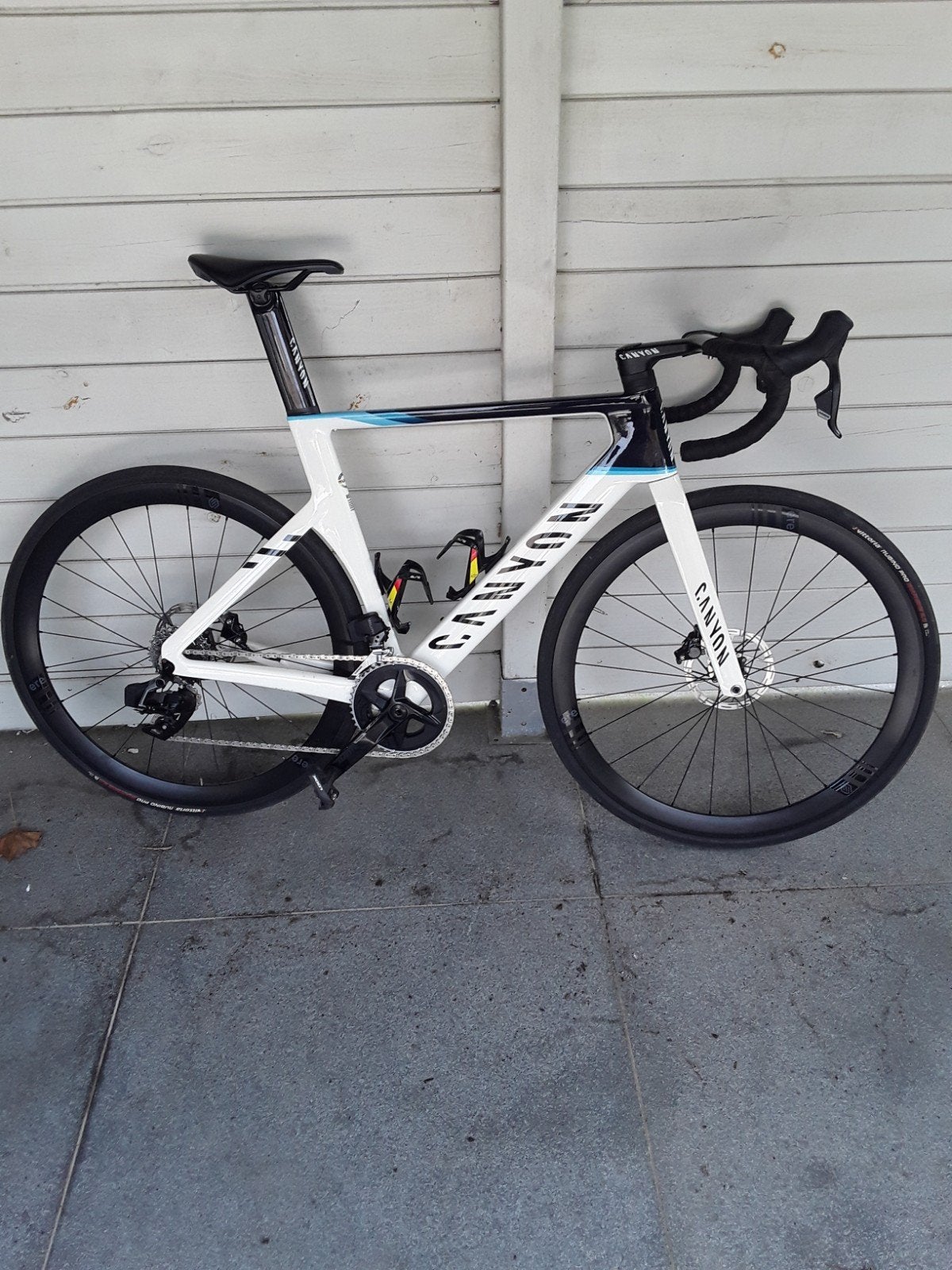 Canyon replica, Ophalen