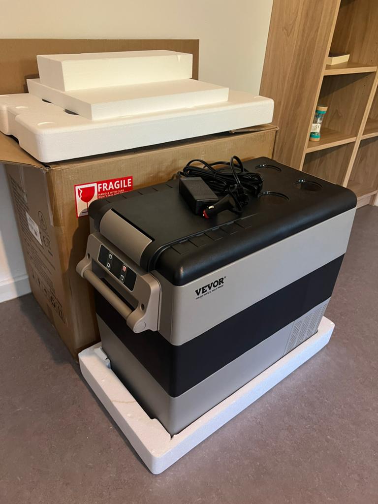 Koelbox koelkast voor in auto, Elektronische apparatuur, Koelkasten en IJskasten, Ophalen, Zo goed als nieuw