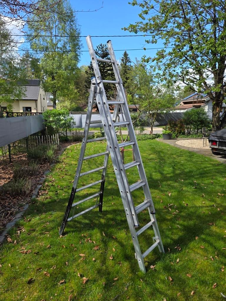 Solide ladder 3X8 treden, Doe-het-zelf en Bouw, Ophalen, Ladder