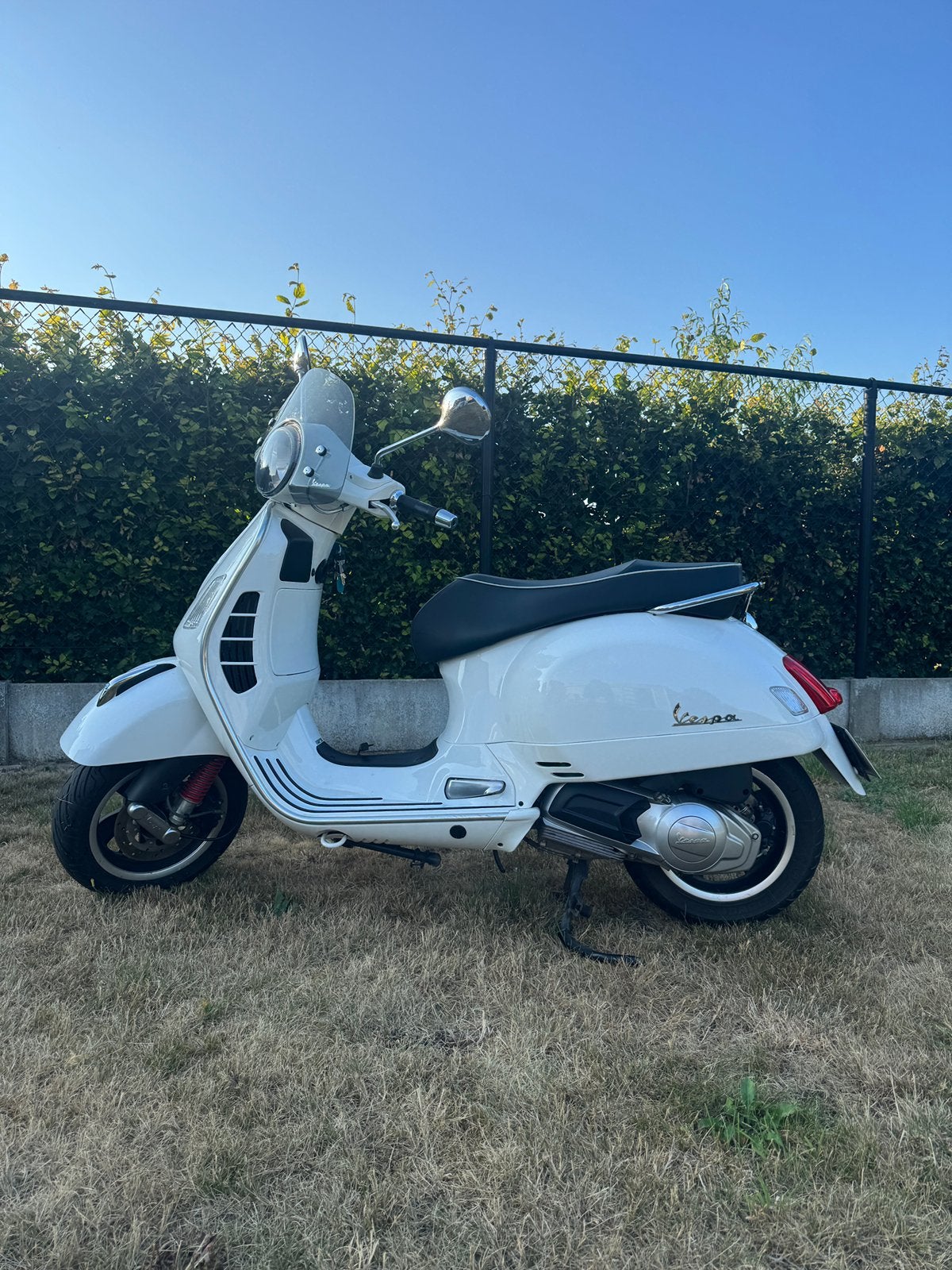 Vespa GTS125 wit, Ophalen, Gebruikt