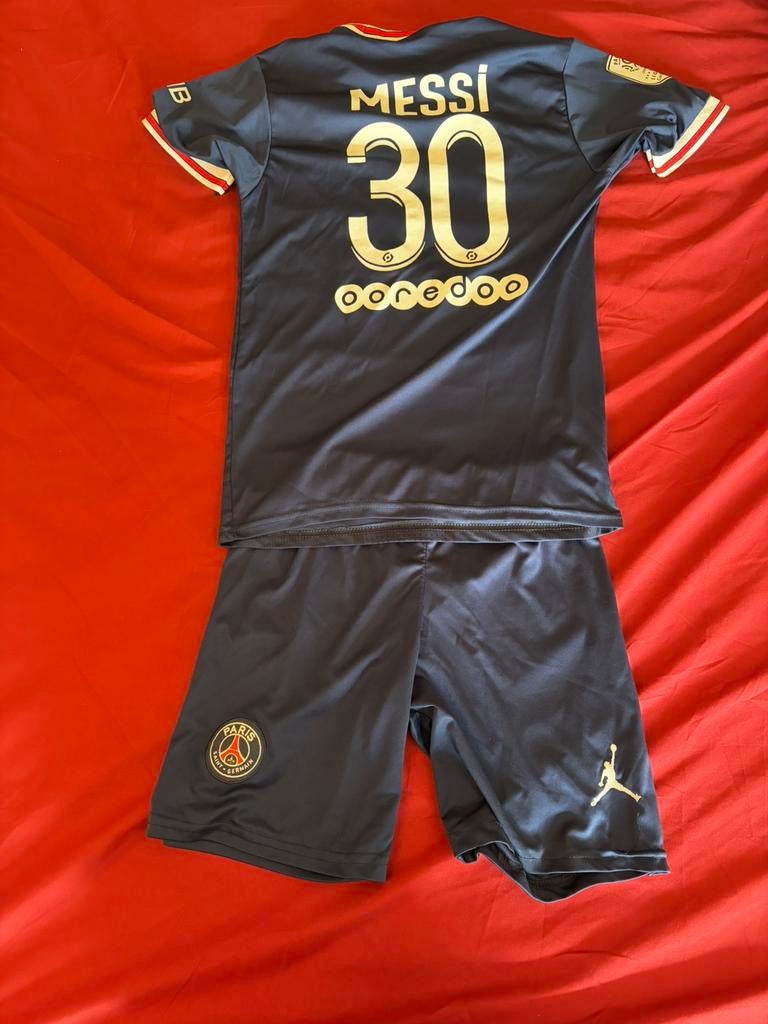 Voetbal tenues, Ophalen of Verzenden, Zo goed als nieuw