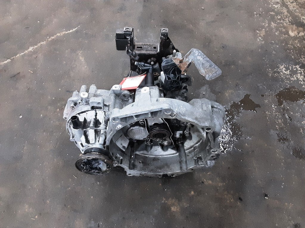 BOITE DE VITESSES MANUELLE Volkswagen Polo V (6R) (HDN), Volkswagen, Mevr. I. Hauben, Utilisé, Rue de l'Espoir 34 34
4030  GRIVEGNÉE, BE