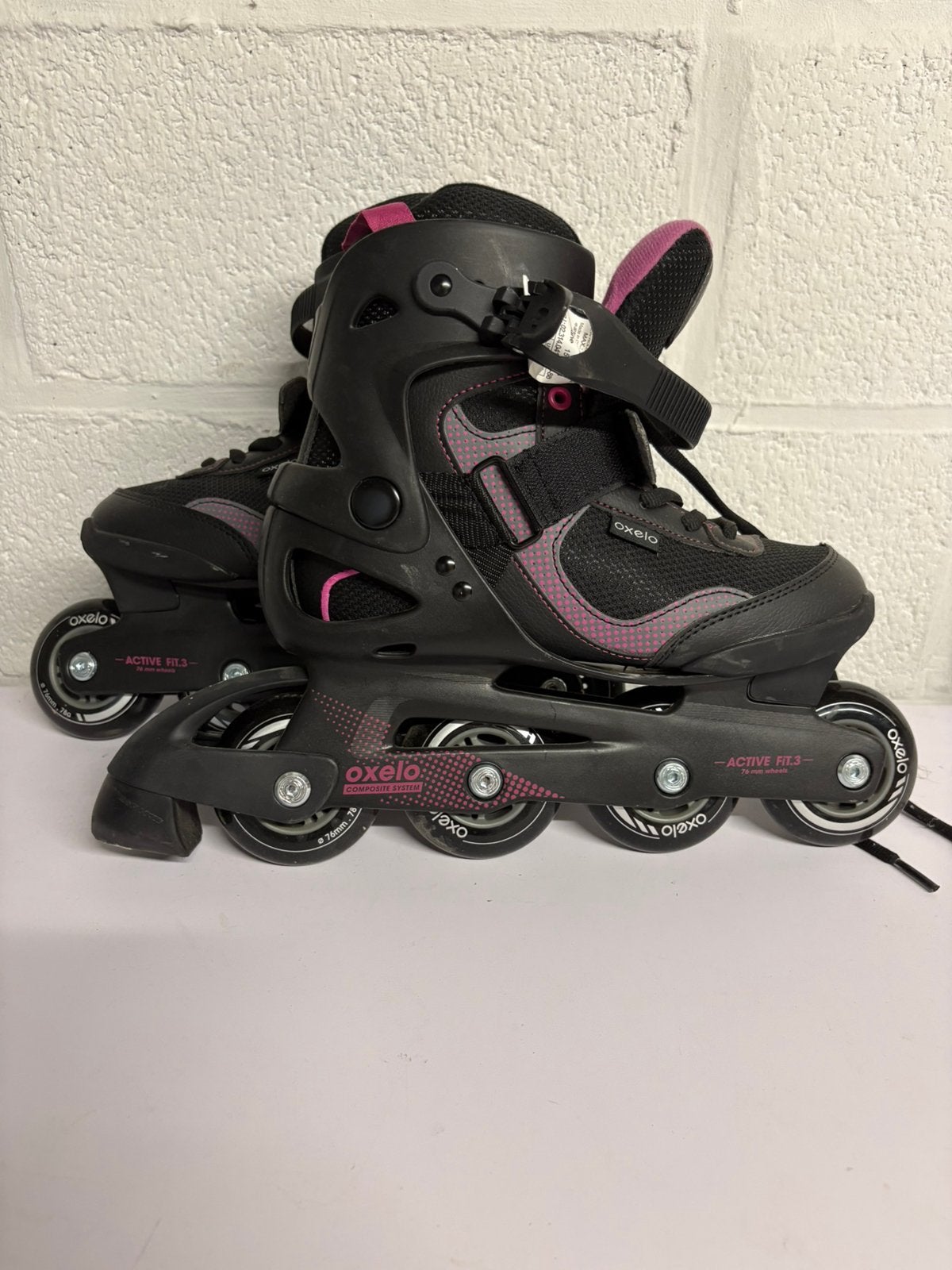 Rollerblades, zwart, Sport en Fitness, Zo goed als nieuw, Inline skates 4 wielen, Ophalen, Overige merken