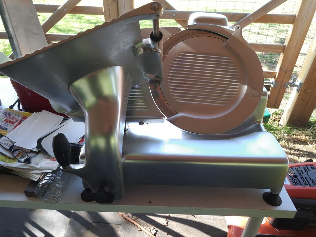 Snijmachine vlees, Ophalen