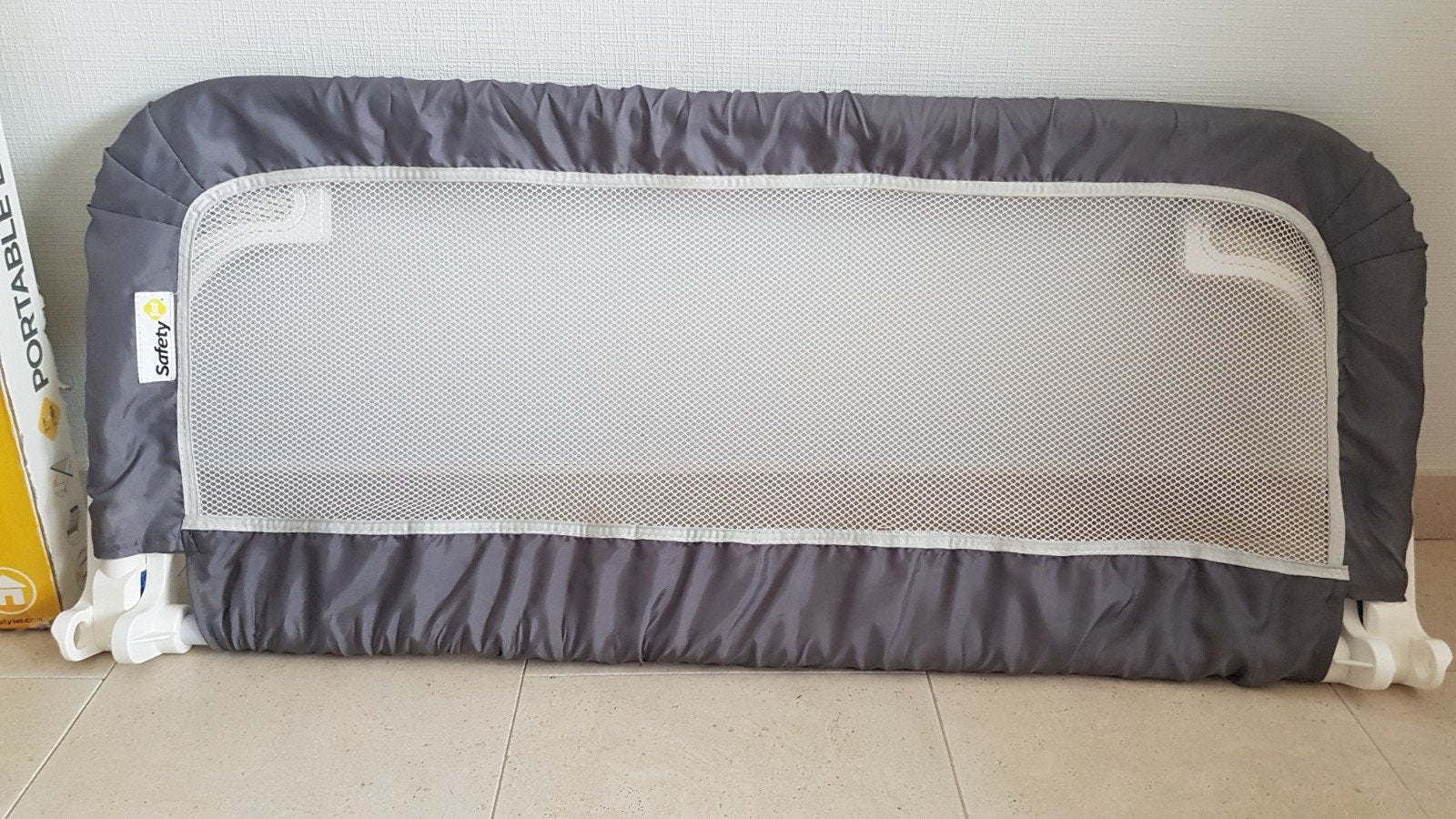 Bedrand merk Safety 1st., Ophalen