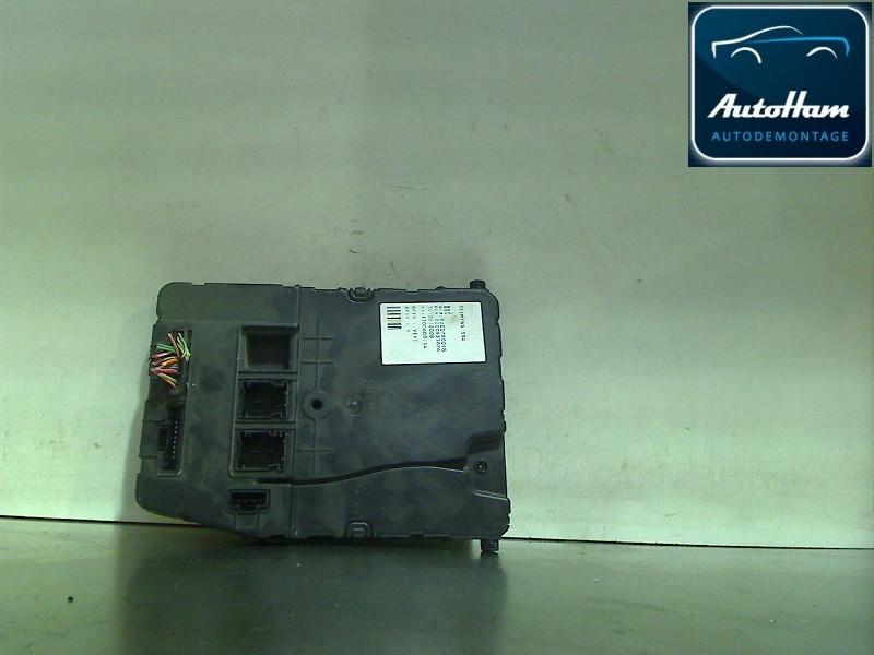 ZEKERINGKAST Renault Megane II Grandtour (KM), Gebruikt, Renault