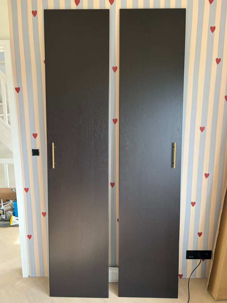 2 Ikea pax nast deuren ZWART (Prijs voor beide deuren), Doe-het-zelf en Bouw, Deuren en Vliegenramen, Ophalen, Zo goed als nieuw