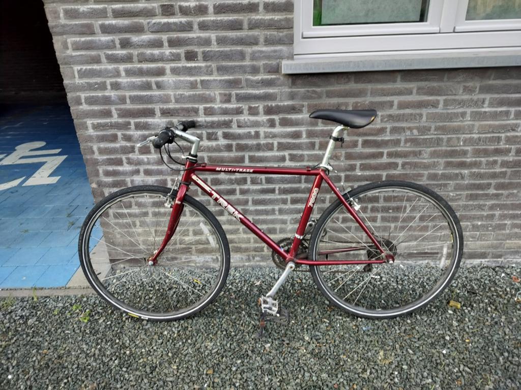 Koersfiets merk trek
Geschikt voor personen  1.75m 1.95m, Fietsen en Brommers, Ophalen, 28 inch