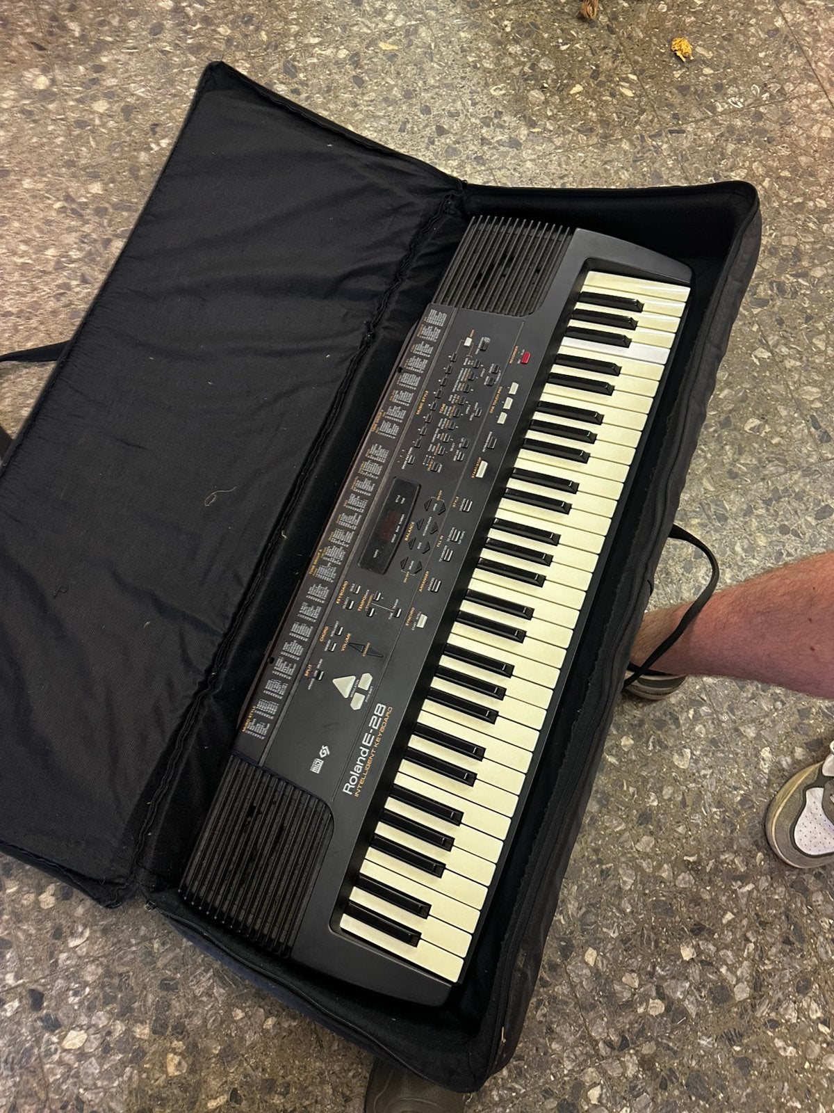 Keyboard Roland E-28, Musique & Instruments, Enlèvement, Comme neuf, Roland