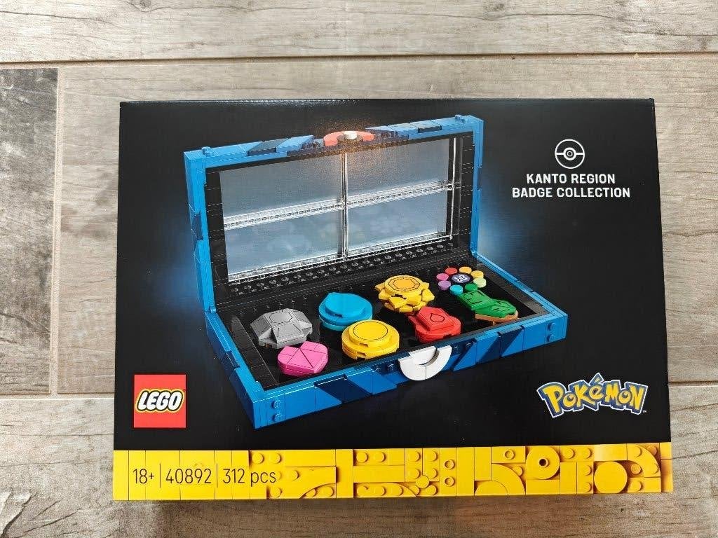 LEGO 40892 Pokémon - Collectie Kanto-regio-badges(ongeopend), Overige thema's, Lego, Nieuw, Ophalen of Verzenden