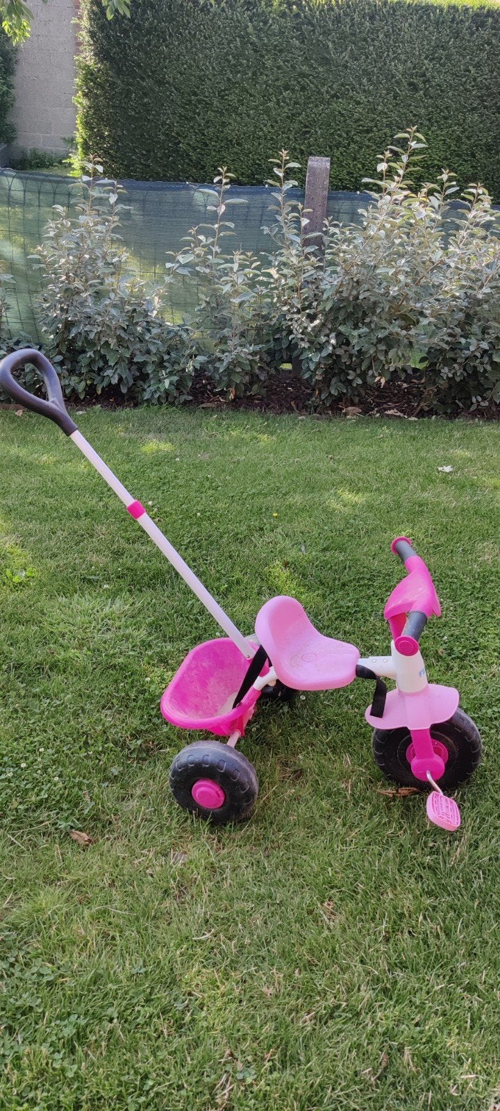 Driewieler met handvat om te duwen, Ophalen