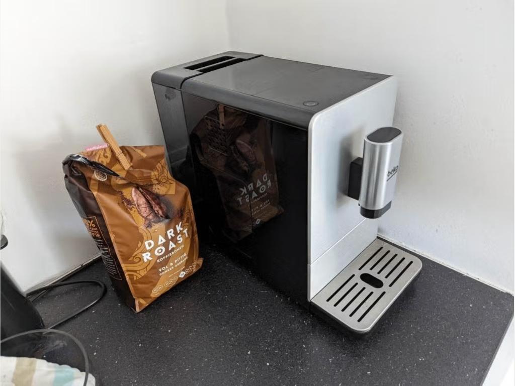 BEKO automatische espressomachine, Elektronische apparatuur, Koffiezetapparaten, Ophalen, Gebruikt, Koffiemachine, Koffiebonen