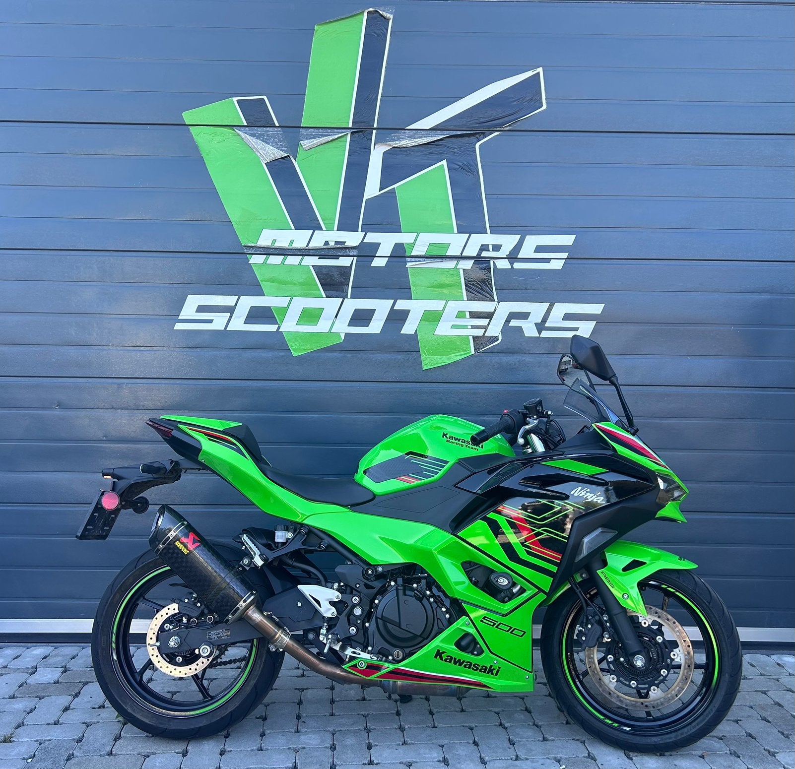 Kawasaki Ninja 500 se, Particulier