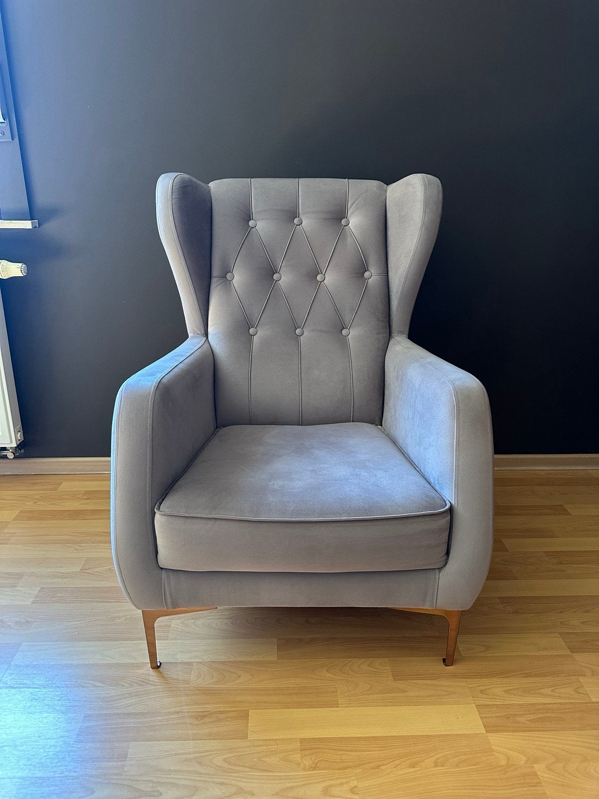 Grijze velvet fauteuil met roosgouden poten, Huis en Inrichting, Fauteuils, Ophalen, Zo goed als nieuw, Stof