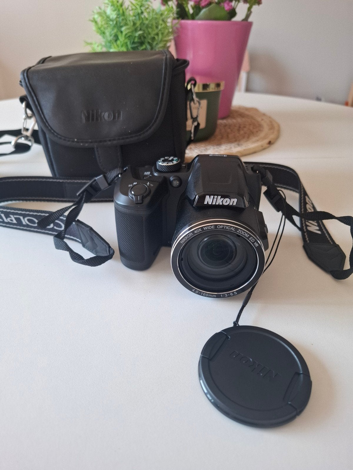 Nixon Coolpix B500 Nikkor 40x wide optical zoom ED VR, Ophalen
