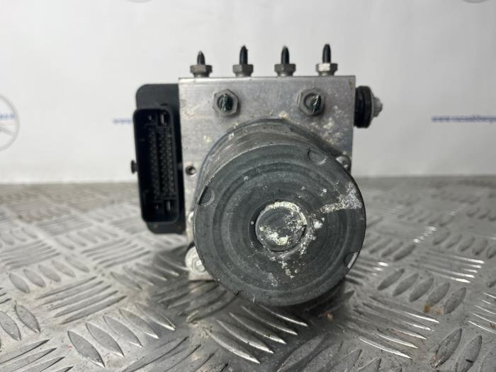 ABS Pomp van een Mercedes Sprinter, Gebruikt, -, -, 3 maanden garantie