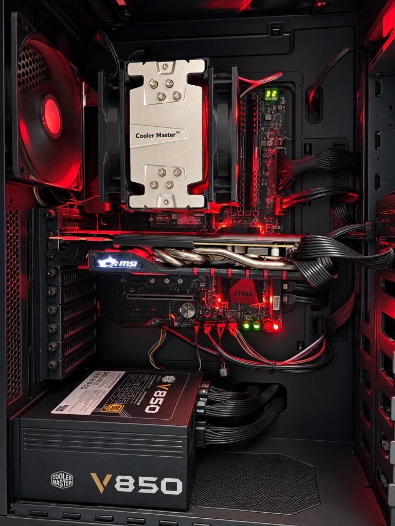 Gaming PC + scherm + toetsenbord + muis + headset, Informatique & Logiciels, Ordinateurs de bureau, 32 GB, Avec carte vidéo, Utilisé