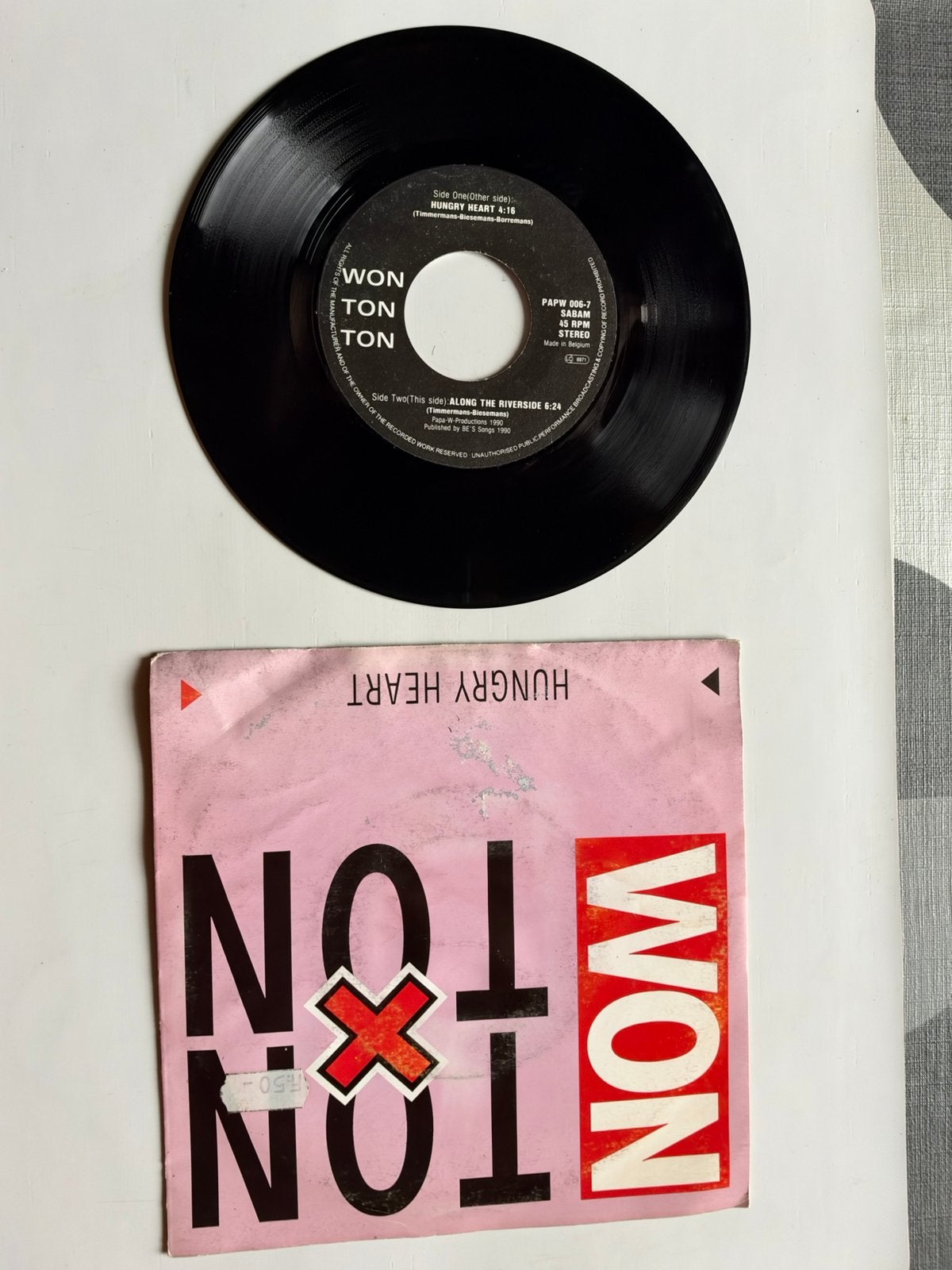 Won Ton Ton : Hungry Heart (belpop ; 1990), Envoi, Comme neuf