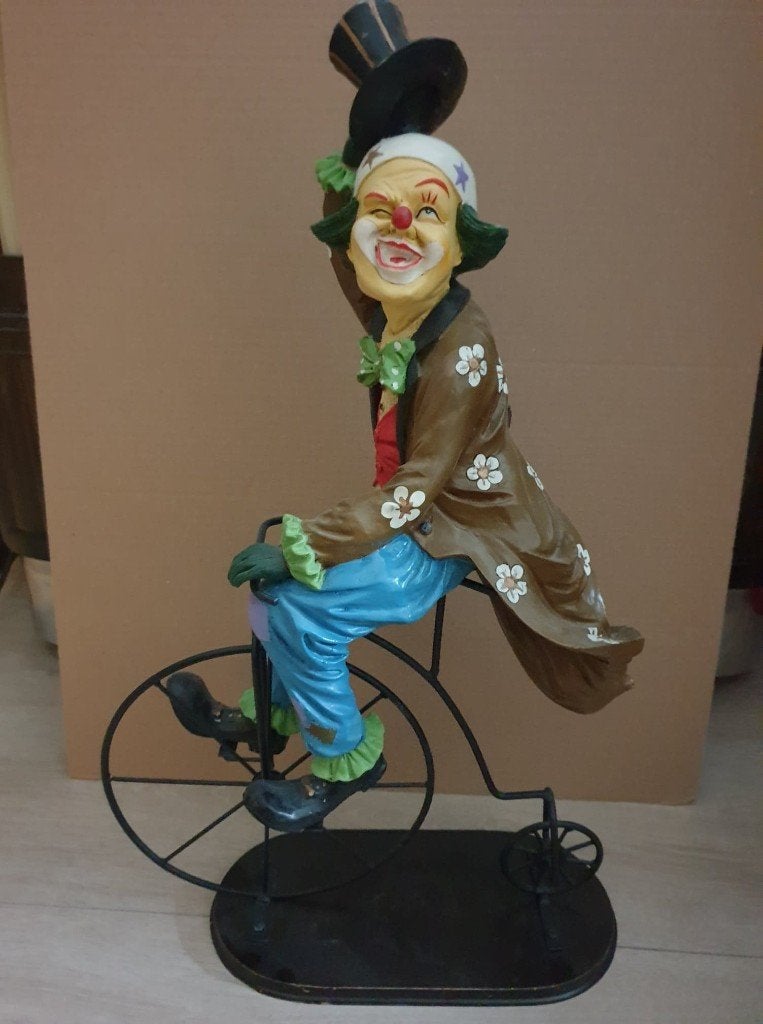 Clown op fiets, Ophalen of Verzenden