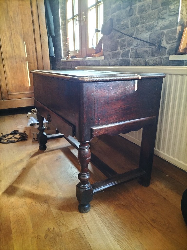 Vitrine sur pieds, Maison & Meubles, Moins de 100 cm, 100 à 150 cm, Enlèvement, Utilisé