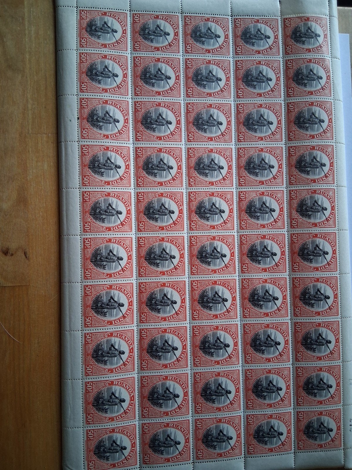 Ruanda Urundi 1942. Chef's head. 6 vellen van 50, Postzegels en Munten, Ophalen of Verzenden
