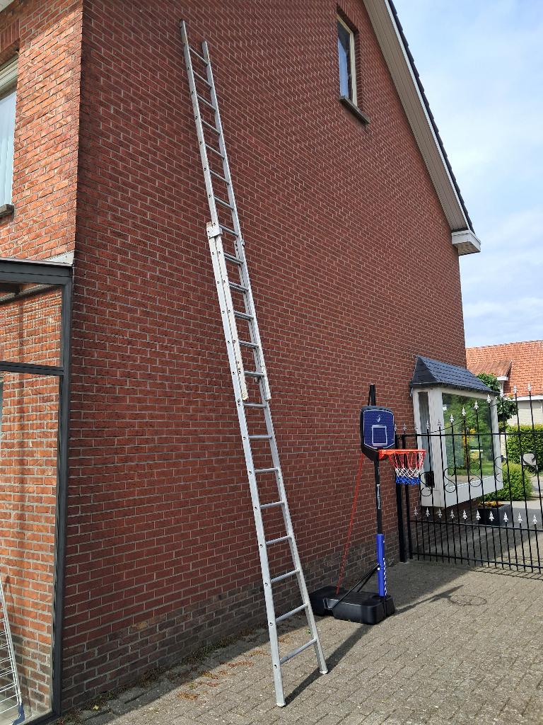 Aluminium ladder, Doe-het-zelf en Bouw, Ladders en Trappen, Ophalen, Gebruikt, Ladder, Opvouwbaar of Inschuifbaar