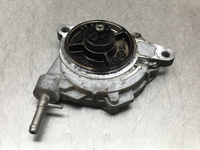 VACUUMPOMP DIESEL Auris (E18) (|03052143|293000W120|), Gebruikt, Toyota