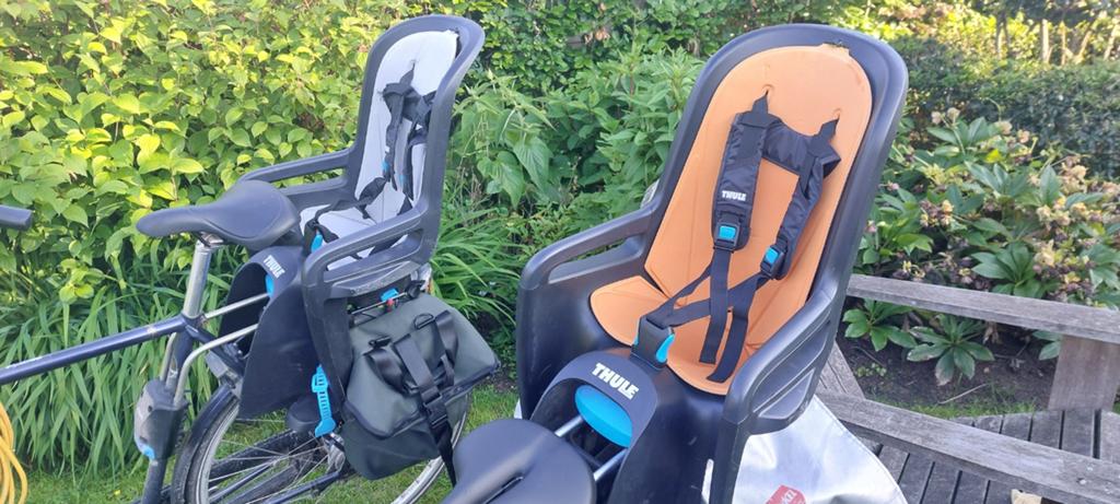 2 st thule fiets stoeltjes, Fietsen en Brommers, Fietsaccessoires | Fietsstoeltjes, Ophalen