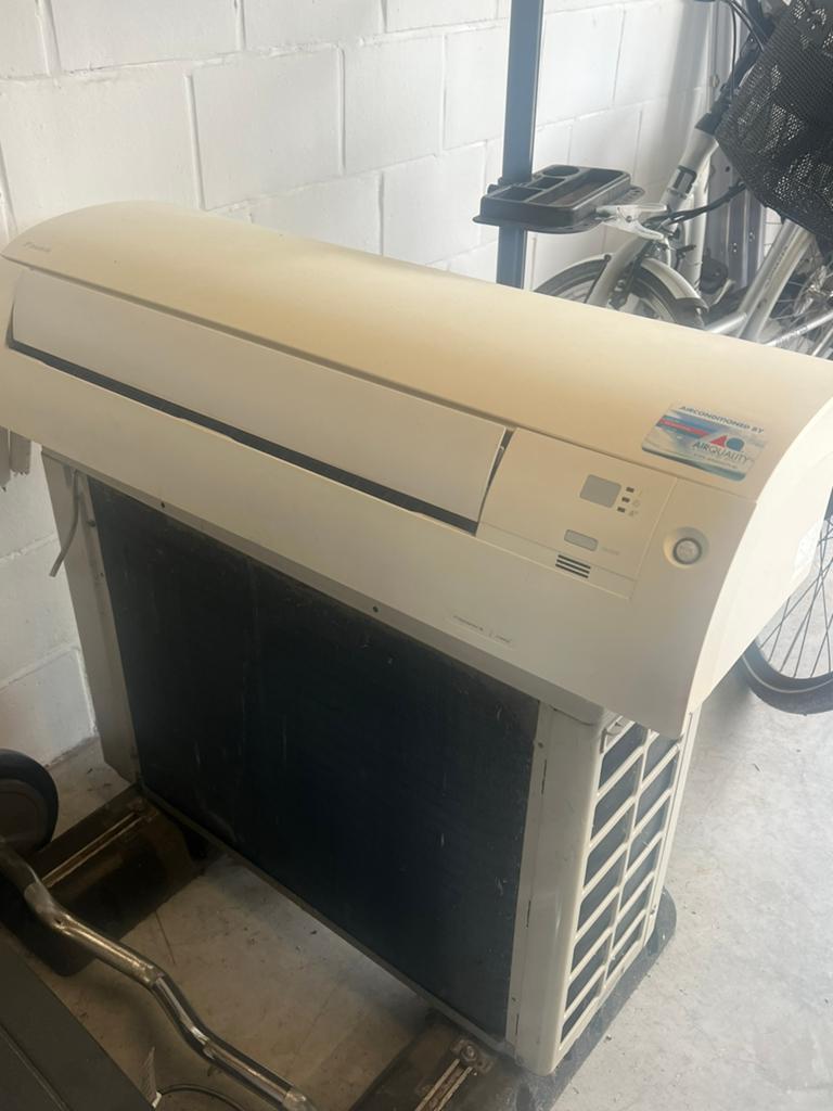 Airko daikin inverter industries, Elektronische apparatuur, Airco's, Ophalen, Gebruikt, Wandairco, Afstandsbediening