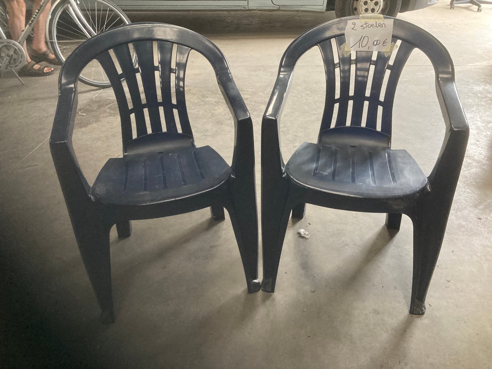 2 tuinstoelen, Ophalen, Zo goed als nieuw, Stapelbaar