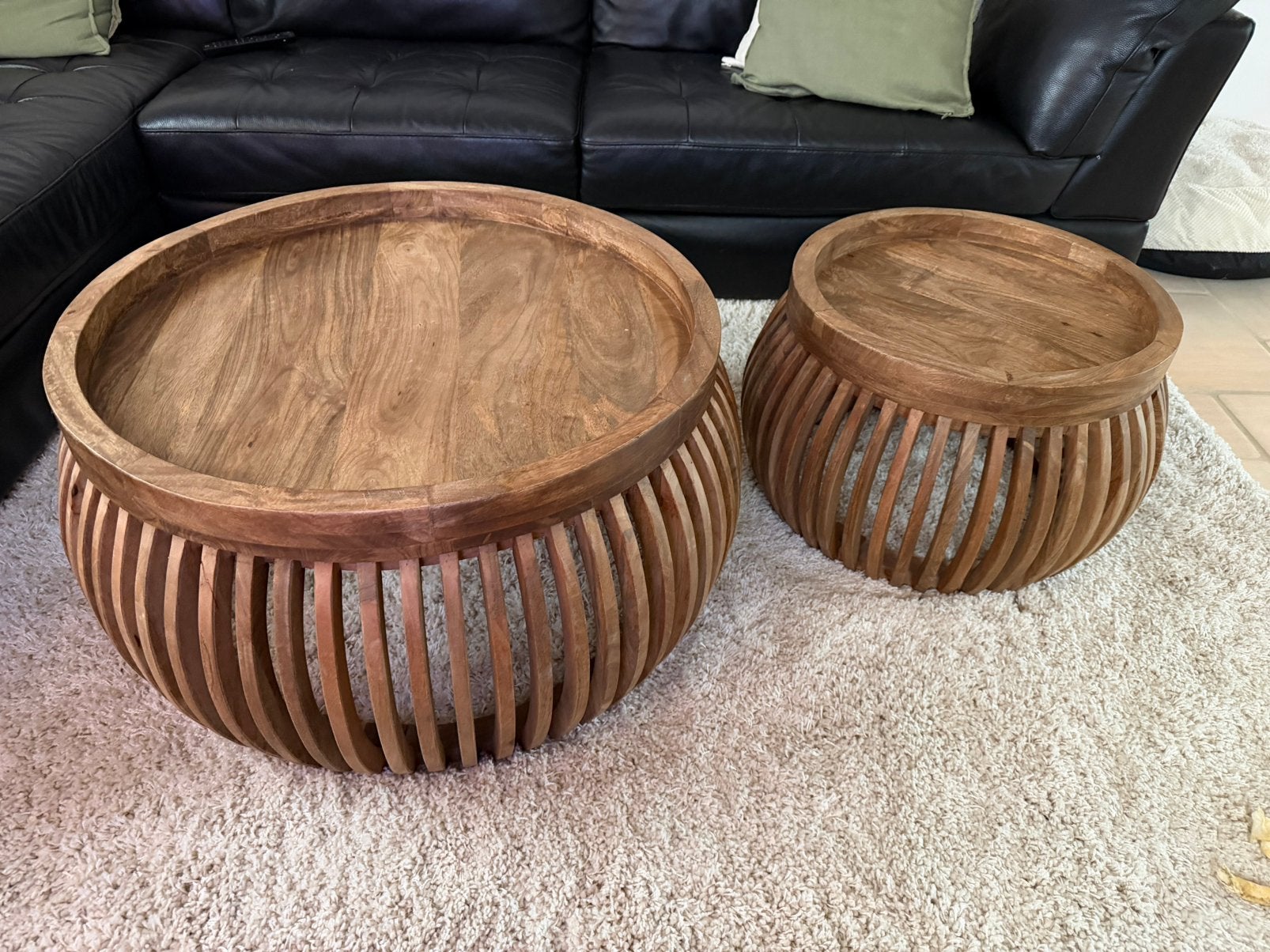 Odila salontafels mangohout curve, Ophalen, Zo goed als nieuw, Hout, Binnen