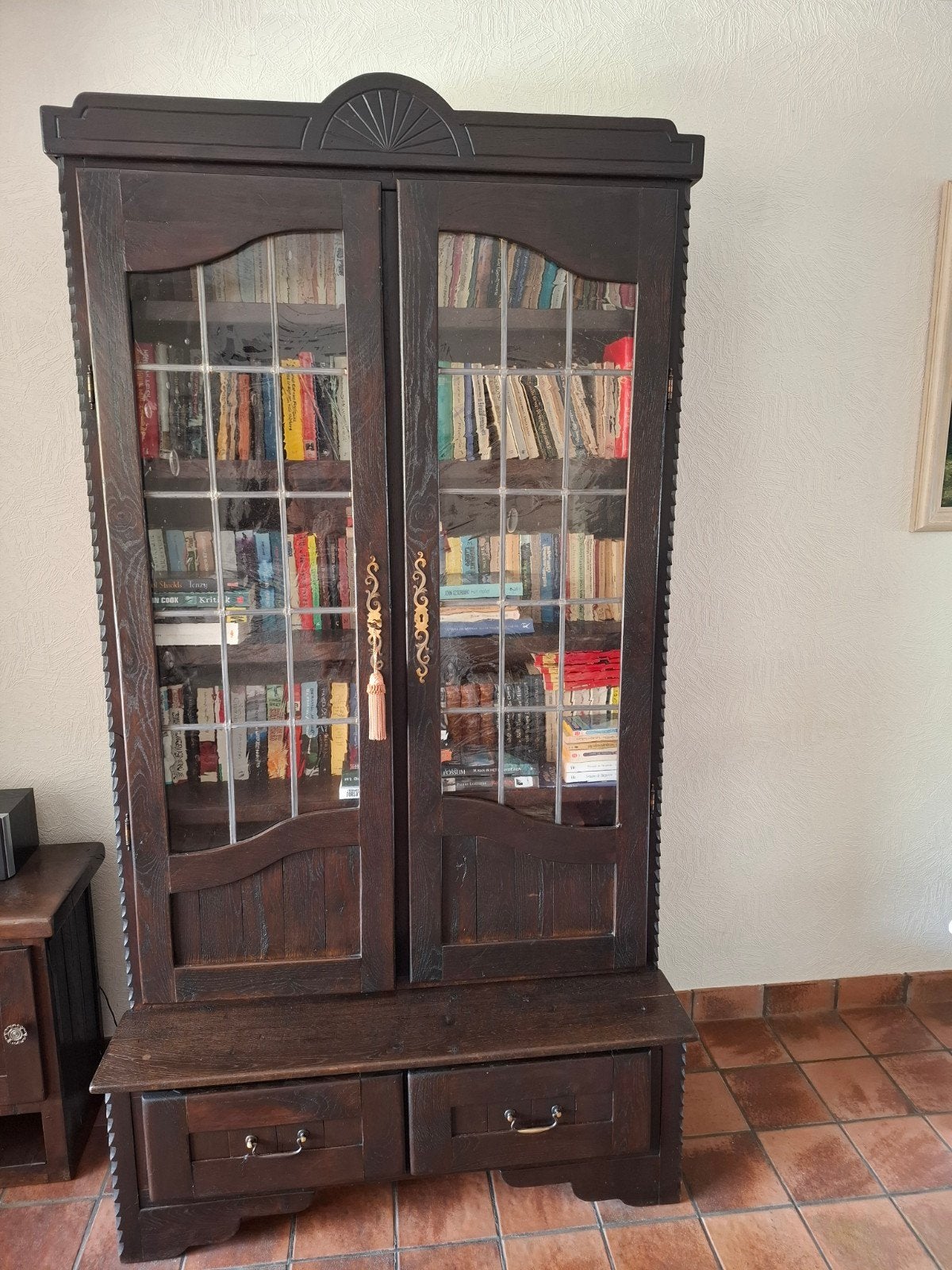 Boekenkast met glas, Ophalen, Glas