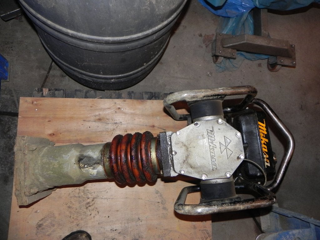 tril machine stamper verdichter Mikasa Sangyo MT 60-H, Ophalen, Gebruikt, Beton, Klinkers