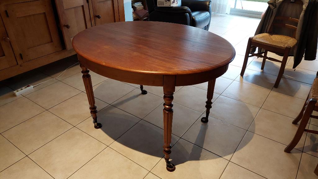 Table, Maison & Meubles, 100 à 150 cm, Cinq personnes ou plus, 100 à 150 cm, Enlèvement