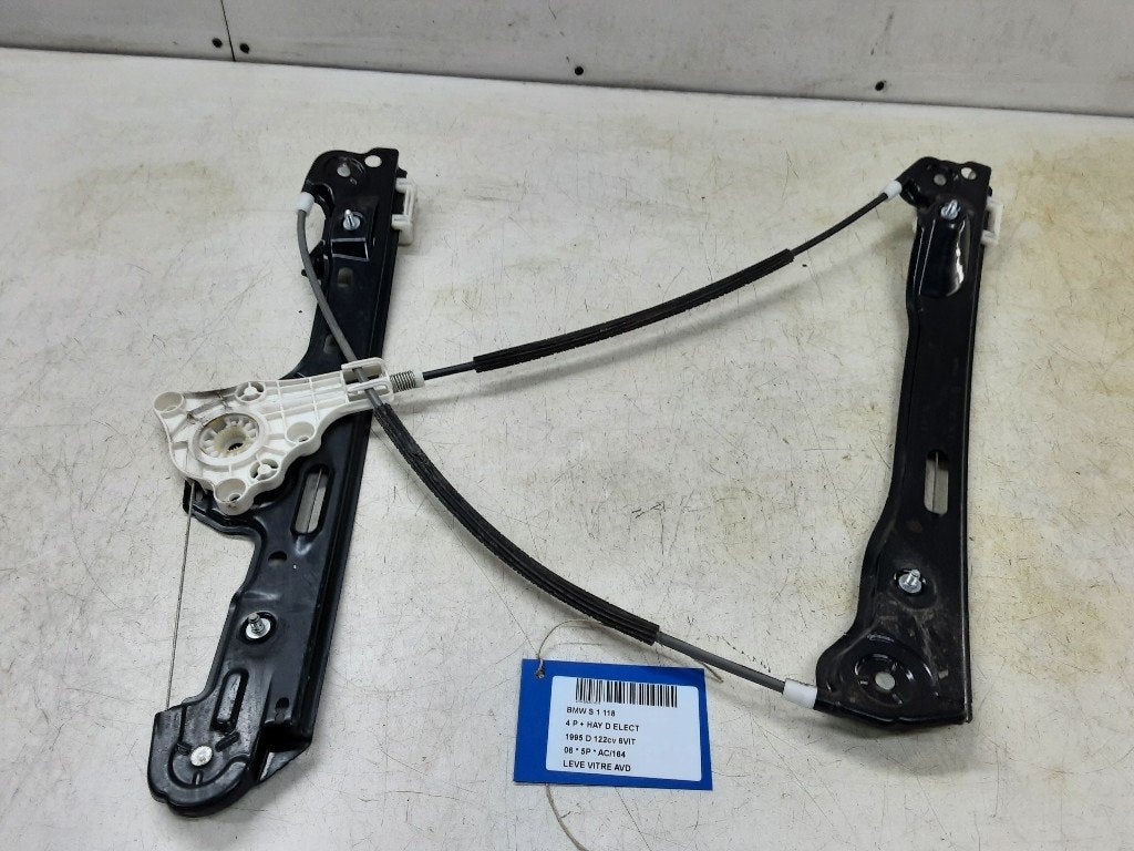 VITRE MECANISME AVANT DROIT BMW 1 serie (E87 / 87N), Utilisé, BMW